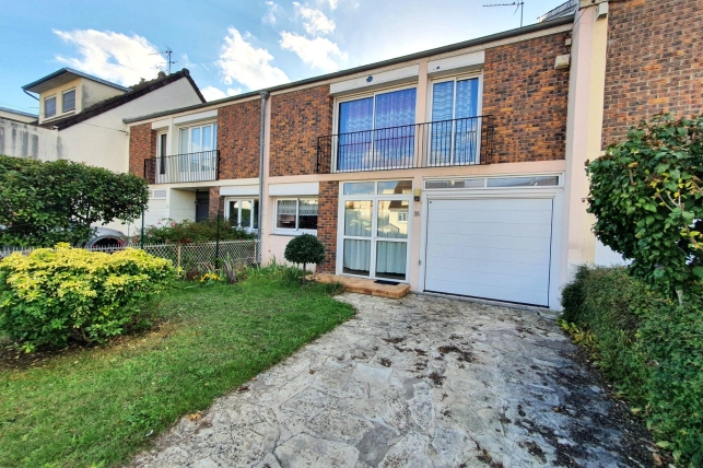 Maison à vendre 6 pièces de 113 m² à Conflans-Sainte-Honorine