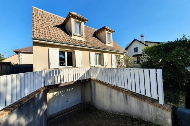 Maison à vendre 6 pièces de 125 m² à Conflans-Sainte-Honorine