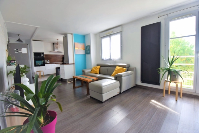 Appartement à vendre 3 pièces de 68 m² à Conflans-Sainte-Honorine