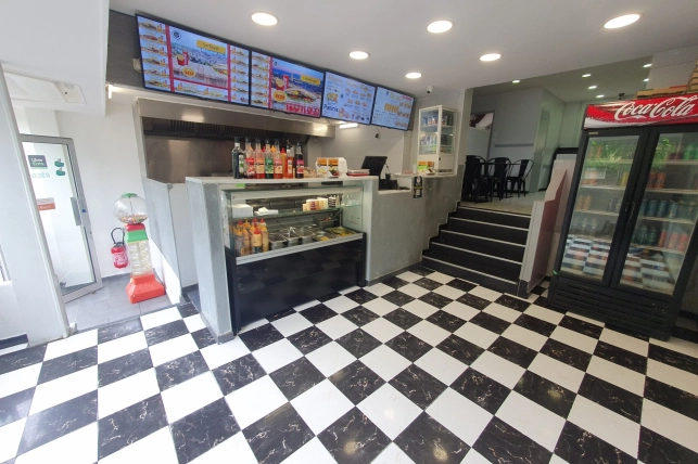 Local commercial à vendre de 143 m² à Conflans-Sainte-Honorine