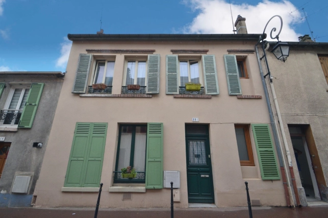 Maison à vendre 4 pièces de 102,3 m² à Conflans-Sainte-Honorine
