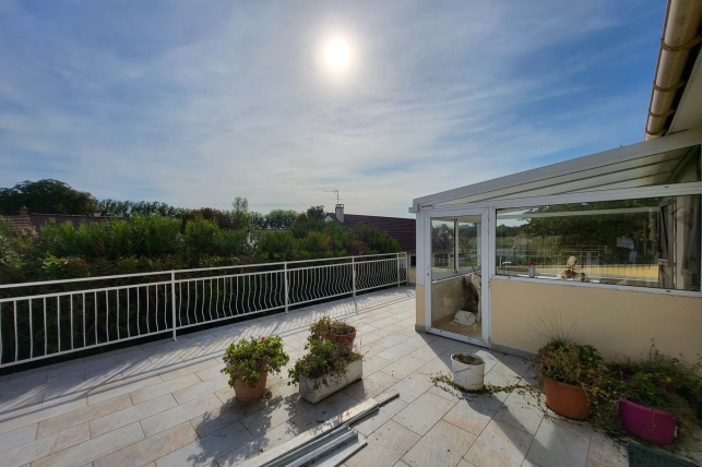 Maison à vendre 6 pièces de 120 m² à Conflans-Sainte-Honorine