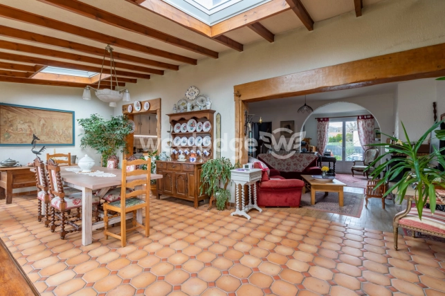 Maison à vendre 6 pièces de 115 m² à Conflans-Sainte-Honorine