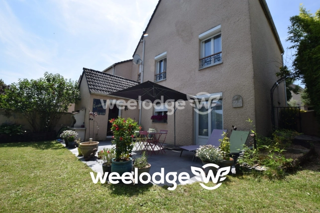 Maison à vendre 6 pièces de 127 m² à Jouy-le-Moutier