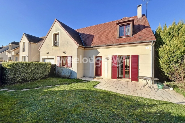 Maison à vendre 7 pièces de 168 m² à Maurecourt