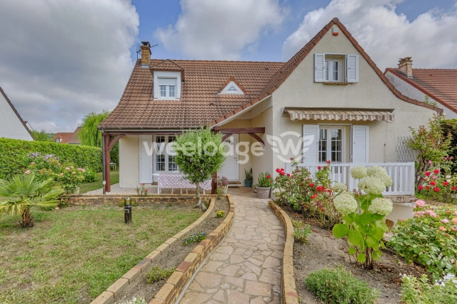 Maison à vendre 7 pièces de 112 m² à Chanteloup-les-Vignes