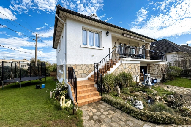 Maison à vendre 6 pièces de 120 m²