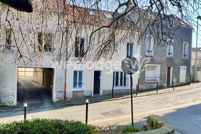 Immeuble à vendre à Groslay