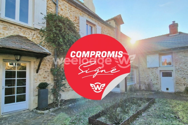 Maison à vendre 8 pièces de 228 m² à Jouars-Pontchartrain