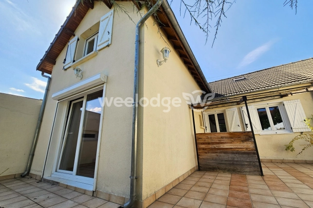 Maison à vendre 6 pièces de 104 m² à Conflans-Sainte-Honorine