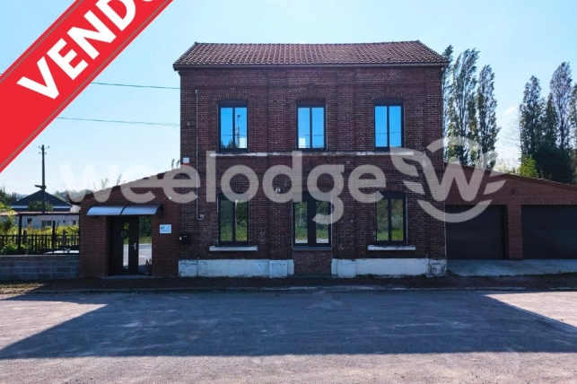 Maison vendu 6 pièces de 128 m² à La Longueville