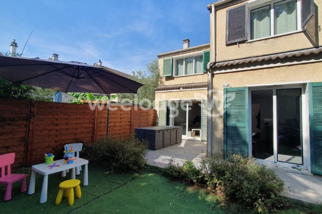 Maison à vendre 6 pièces de 110,1 m² à Éragny