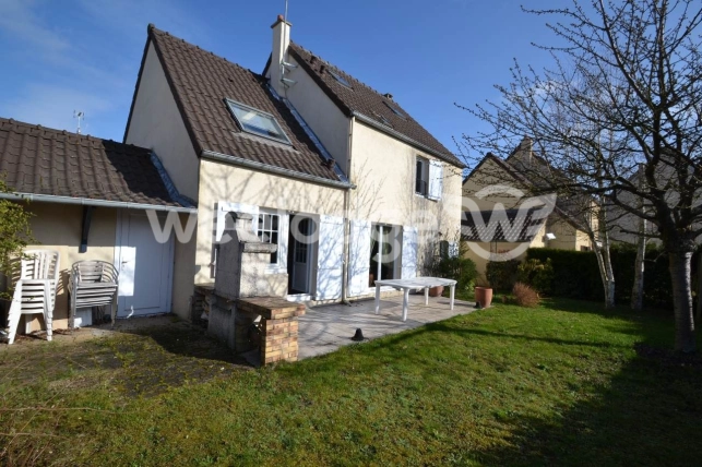 Maison à vendre 6 pièces de 115,94 m² à Éragny