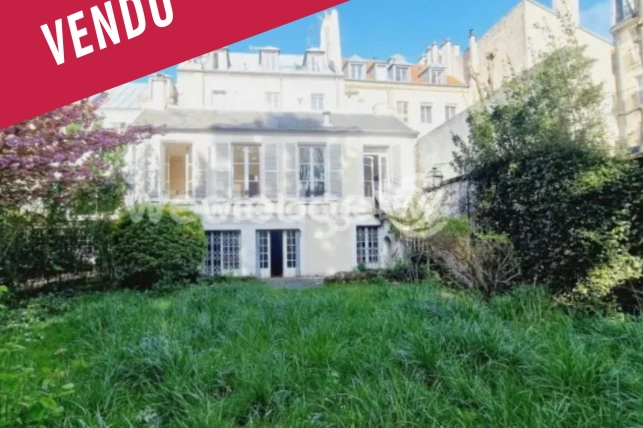 Maison vendu 3 pièces de 131,25 m² à Versailles