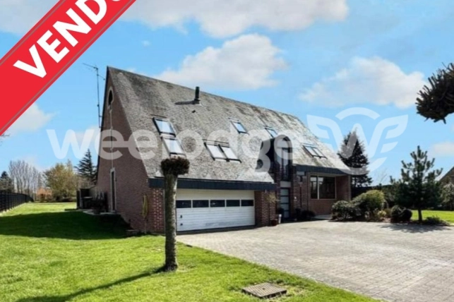 Maison vendu 7 pièces de 300 m² à Maubeuge