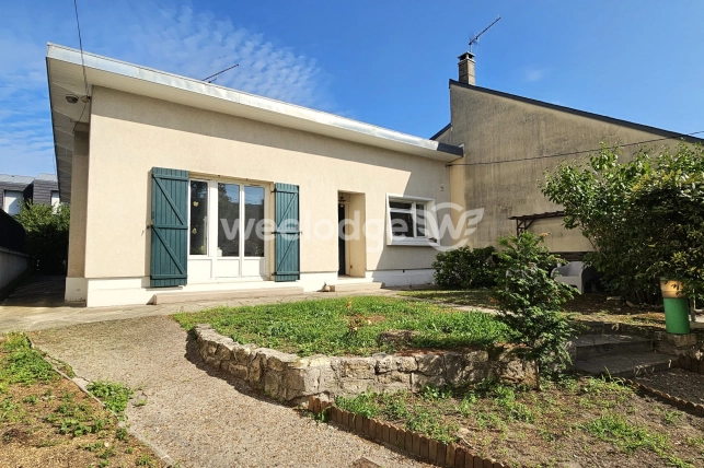 Maison à vendre 4 pièces de 72 m² à Conflans-Sainte-Honorine