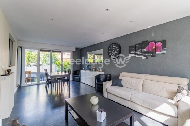 Maison à vendre 5 pièces de 83,29 m² à Conflans-Sainte-Honorine