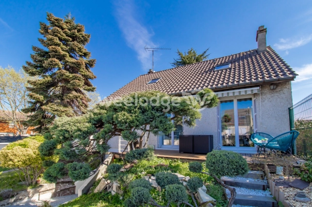 Maison à vendre 7 pièces de 115 m² à Conflans-Sainte-Honorine