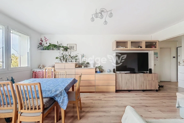 Appartement à vendre 5 pièces de 81 m² à Saint-Michel-sur-Orge