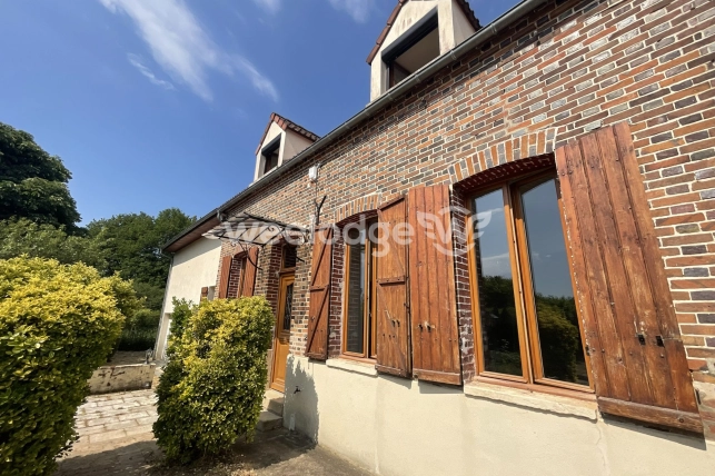 Maison à vendre 6 pièces de 156 m² à Sens