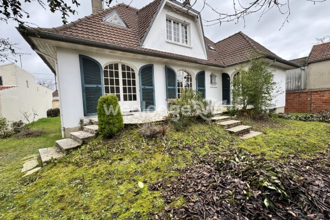 Maison à vendre 6 pièces de 160 m² à Achères
