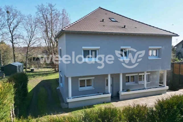 Maison à vendre 8 pièces de 132 m² à Conflans-Sainte-Honorine