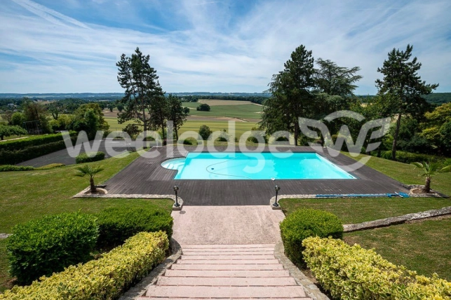 Maison à vendre 7 pièces de 230 m² à Saint-Paul