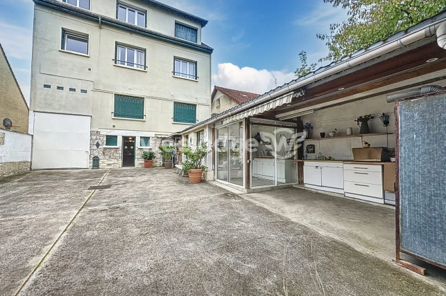 Maison à vendre 12 pièces de 185 m² à Argenteuil