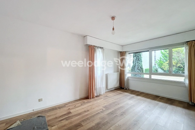 Appartement à vendre 2 pièces de 48 m² à Les Ulis