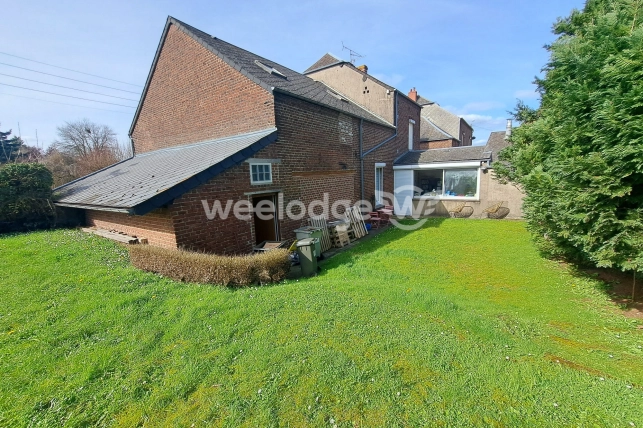 Maison à vendre 4 pièces de 203 m² à Feignies