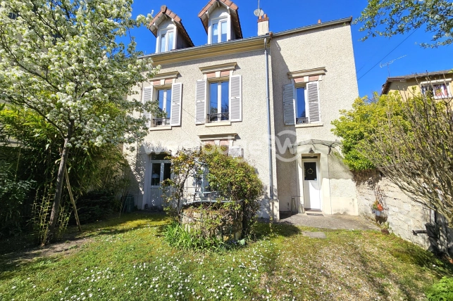 Maison à vendre 7 pièces de 154 m² à Conflans-Sainte-Honorine