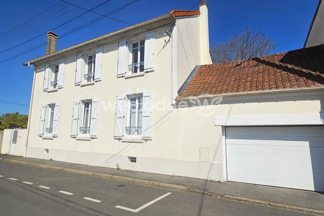 Maison à vendre 7 pièces de 130 m² à Conflans-Sainte-Honorine