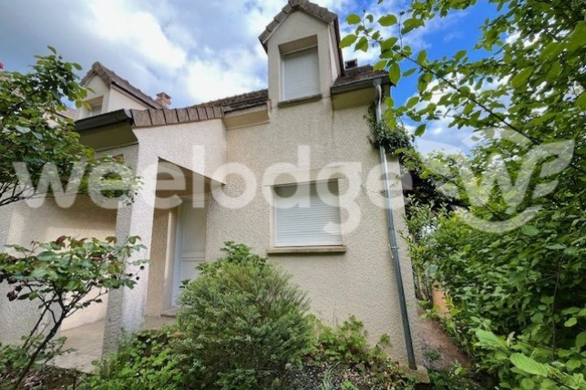 Maison à vendre 5 pièces de 86 m² à Sérifontaine