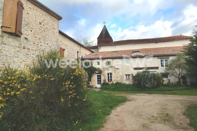 Maison à vendre 12 pièces de 361 m² à La Tâche