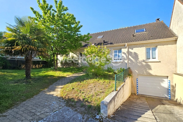 Maison à vendre 9 pièces de 220 m² à Éragny