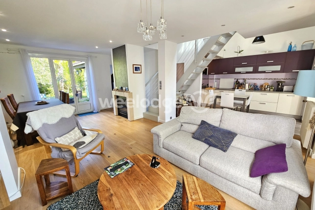 Maison à vendre 6 pièces de 106 m² à Conflans-Sainte-Honorine