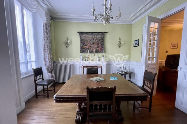 Maison à vendre 7 pièces de 196,9 m² à Bogny-sur-Meuse