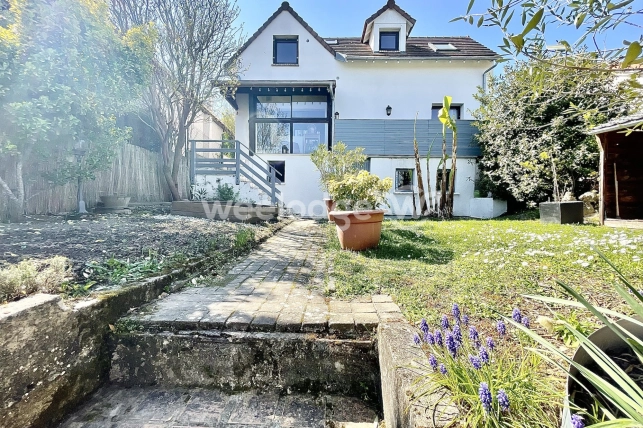 Maison à vendre 5 pièces de 113 m² à Vauréal