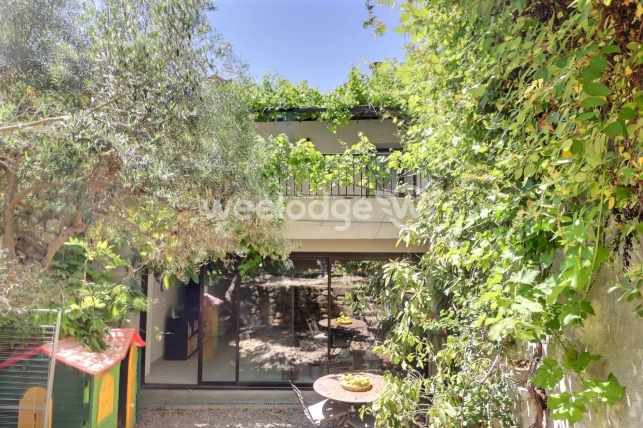 Maison à vendre 5 pièces de 146 m² à Saint-Chamas