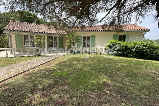 Maison vendu 4 pièces de 131,59 m² à Montaigut-sur-Save