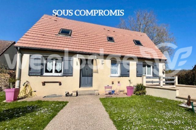 Maison à vendre 6 pièces de 106 m² à Gisors