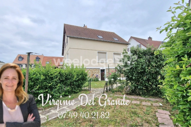Maison à vendre 7 pièces de 199 m² à Saclay