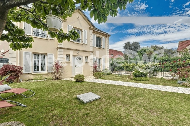 Maison à vendre 7 pièces de 142 m² à Andrésy