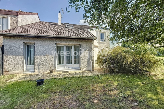 Maison à vendre 6 pièces de 100,45 m² à Éragny
