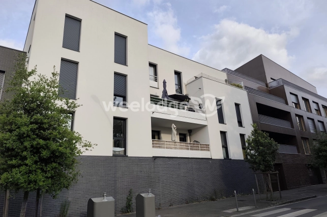Appartement à vendre 4 pièces de 75,7 m² à Saint-Cyr-l'École