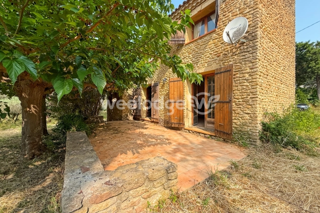 Maison à vendre 4 pièces de 106 m² à Istres