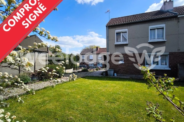 Maison à vendre 4 pièces de 72 m² à Feignies