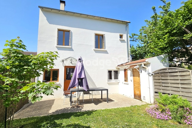 Maison à vendre 6 pièces de 145 m² à Conflans-Sainte-Honorine