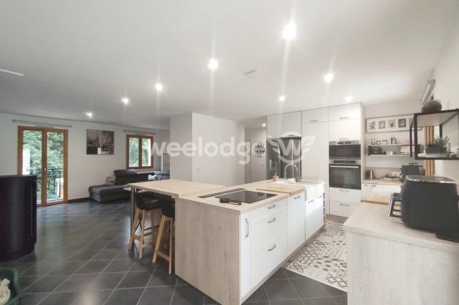 Maison à vendre 5 pièces de 138,51 m² à Bonnières-sur-Seine