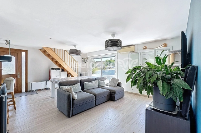 Maison à vendre 7 pièces de 120 m² à Ableiges